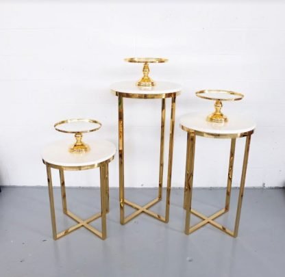 Gold White Round Plinth 2