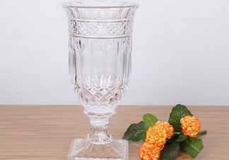 acrylic-flower-vase